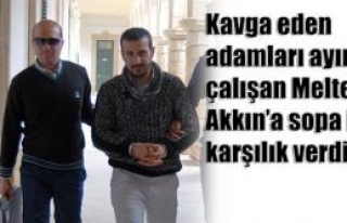 Parmağı kırıldı