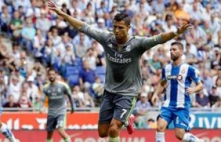 Ronaldo, Espanyol'a patladı