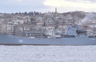 Rus savaş gemileri Karadeniz yolunda