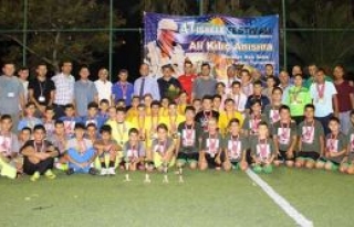 Şampiyon Mağusa Spor Akademisi
