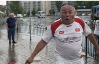 Sokağa  çıkmak  yasak