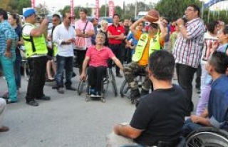 Şölene katılan  herkes eğlendi