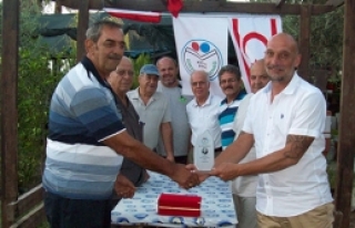 Ümit Alkan ödülünü aldı