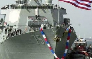 USS Donald Cook destroyeri Larnaka’da