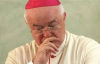 Vatikan’da üst düzey Pedofili tutuklaması