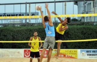 Voleybol Şöleni Arena’da başladı