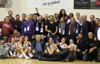 YDÜ Olimpiakos’u devirdi 83-63