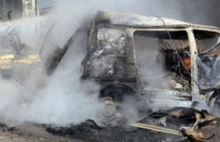 Yemen’de bomba yüklü araçla düzenlenen saldırıda...