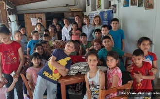 Lefkoşa Sarayönü Inner Wheel Club Başkan ve Üyeleri, Vakıflar İdaresi Lefkoşa İyilik Evi’nde çocuklarla buluştu