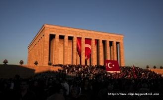 102’nci yıl gururu