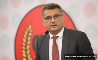 Holguin’i bekliyor