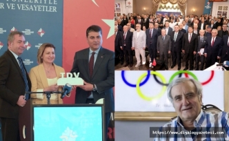 Besim Tibuk’a ödül verildi