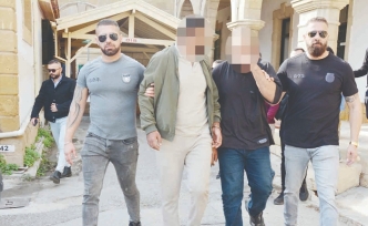 300 bin doları kim istedi?