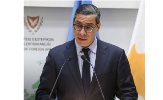 Kıbrıs koşulu sevindirdi