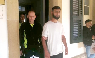 Yatar çıkarım seni bulurum