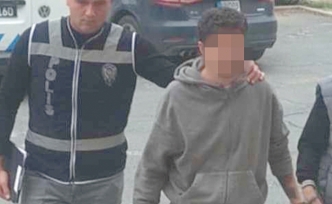 Kafasını şişirdi