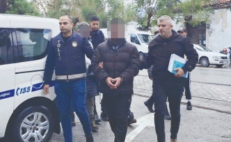 Ajan gibi çalıştı