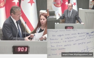 ‘İlk imzayı’  kürsüde attı