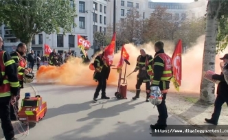 Paris'te gösteri yapılacak