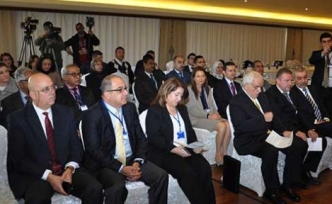 Kalkınma Bankası’nın “finansal analiz ve tahmin” semineri başladı