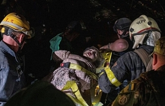 Kiev'e bomba yağdırdı