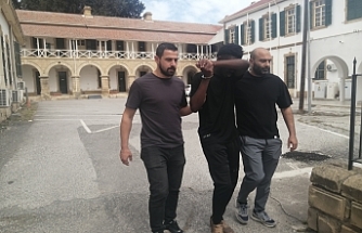 Polisi görünce kaçmaya çalıştı