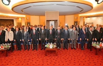 Ekonomi ve siyaset konuşuldu