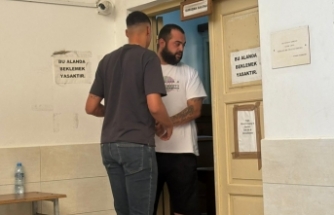 ‘Kafanı koparırım’