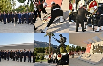 Kahramanlara saygı