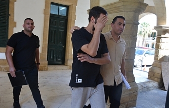 Polis araştırıyor