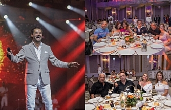 Şarkılarıyla coşturdu
