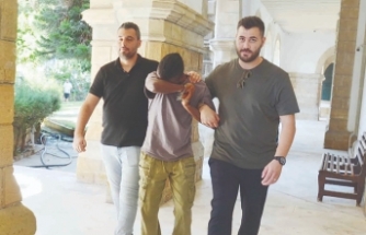 Geçimini böyle sağlıyor