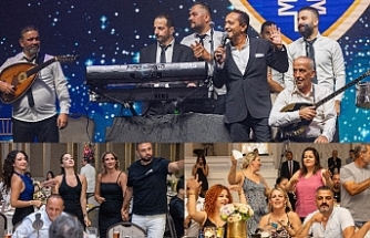 Şarkılarıyla coşturdu