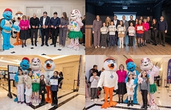 Çocuklara ödülleri verildi