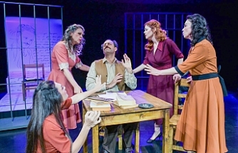 Nazım Hikmet’in hayatını anlatıyor