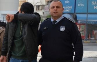 Parmak izi ele verdi