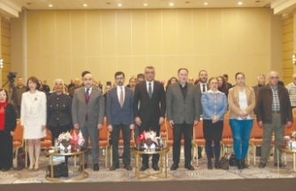 Plaketler takdim edildi