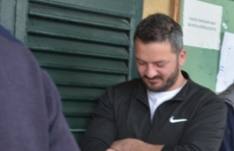 ‘Yakarım buraları’