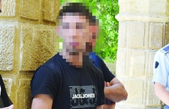 Gençler zehirleniyor