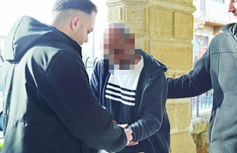 2 yıl kaçak yaşadı