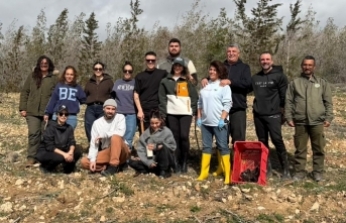 ‘Bir fidan, bir anı’