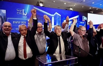 Arap partileri  kilit konumda