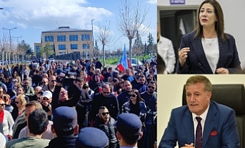 İki taraf da direniyor