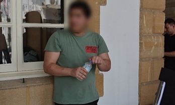 Özür diledi