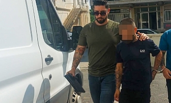 Patronun adını vermedi