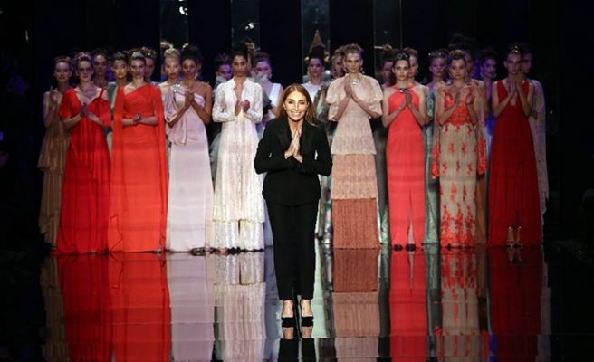 Dilek Hanif, İlkbahar/Yaz 2019 Hazır Giyim Koleksiyonu’nu sergiledi