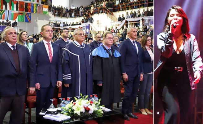 DAÜ’de bini aşkın ön lisans ve lisans mezunu diplomalarına kavuştu