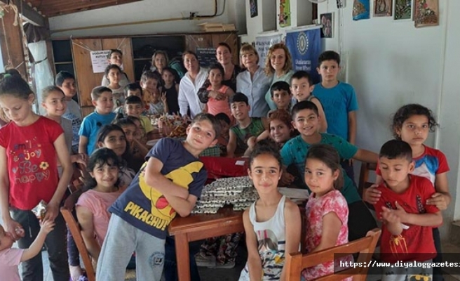 Lefkoşa Sarayönü Inner Wheel Club Başkan ve Üyeleri, Vakıflar İdaresi Lefkoşa İyilik Evi’nde çocuklarla buluştu