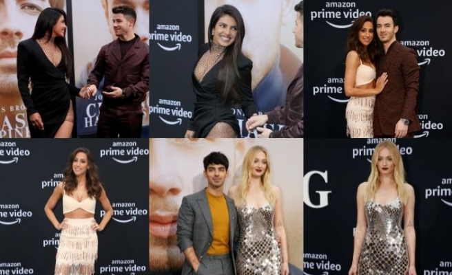 'Jonas Brothers belgesel oldu
