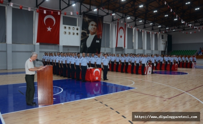 74 polis ve 26 itfaiye memuru, yemin ederek polis örgütü kadrosuna katıldı